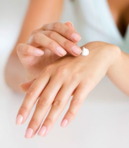 Hands-Applying-Lotion-OHC